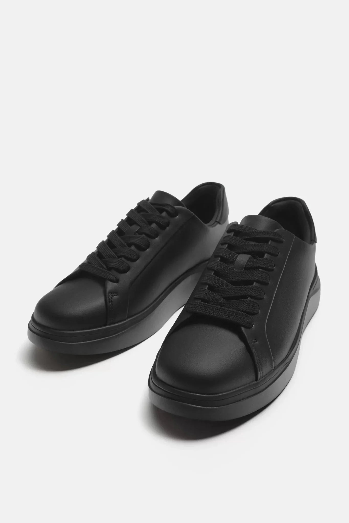 Performance Casual Shoes - FetchStyles