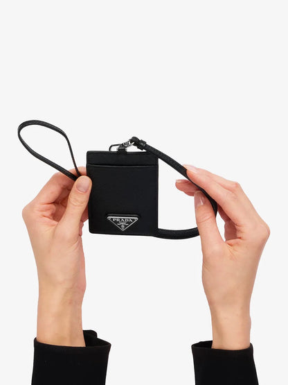 Cardholder V5