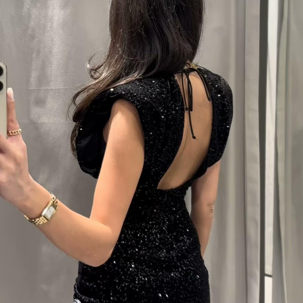 Continental Vogue - FetchStyles