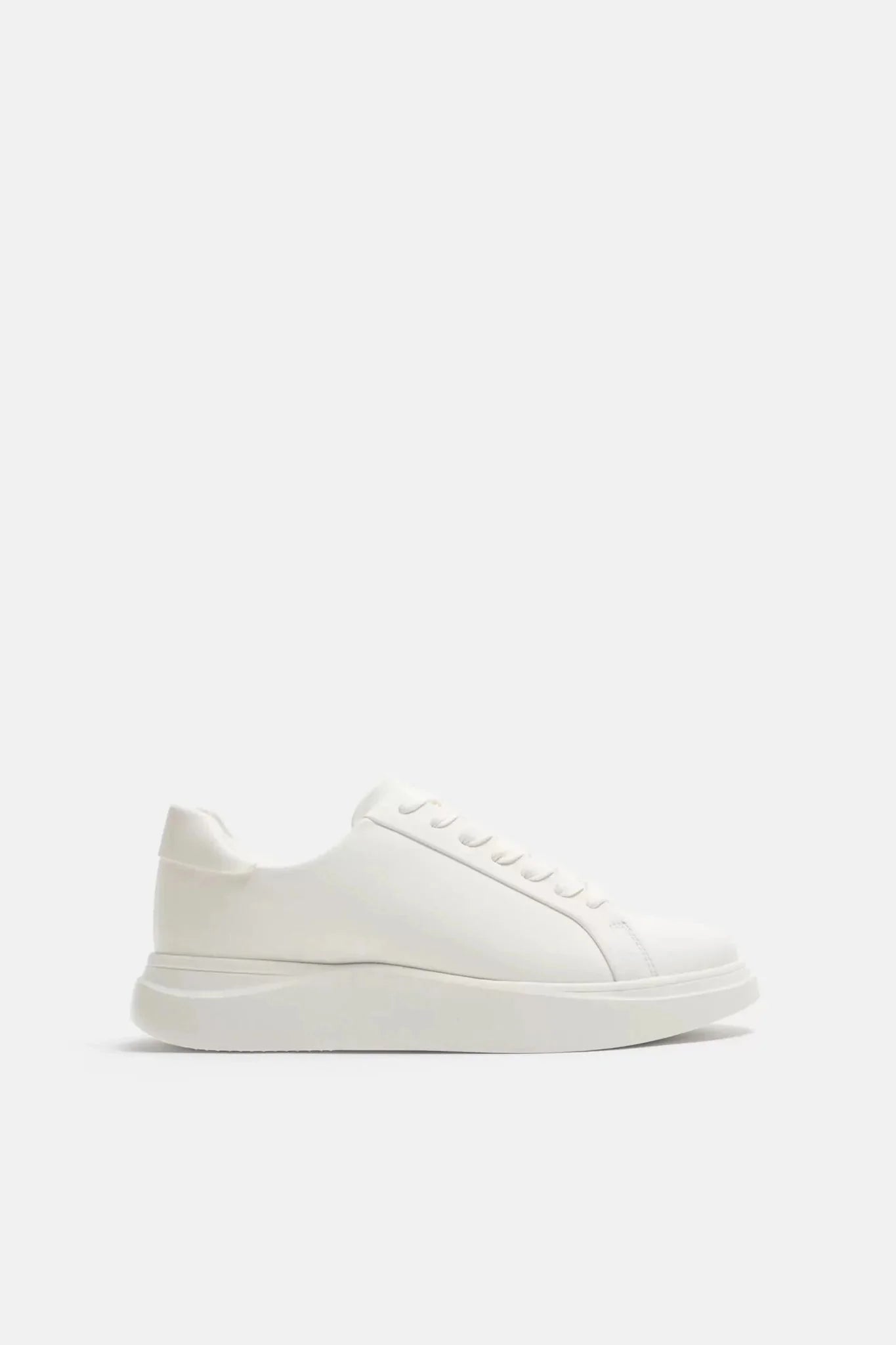 Performance Casual Shoes - FetchStyles